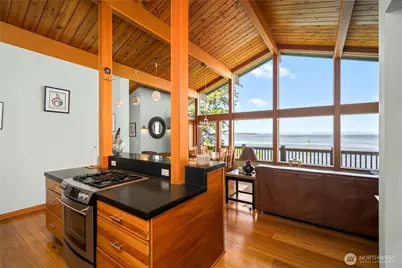295 Raccoon Point Road, Orcas Island, WA 98245 - Photo 10