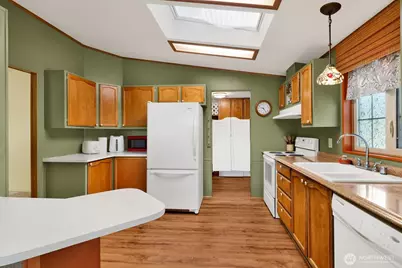 425 N Chuckanut Drive #42, Bellingham, WA 98229 - Photo 6
