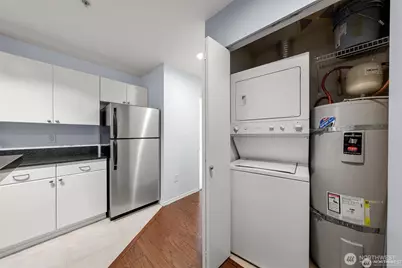 1323 Boren Avenue #206, Seattle, WA 98101 - Photo 8