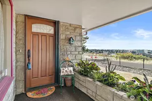 502 E 32nd St, Tacoma, WA 98404 - Photo 6