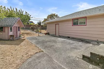 502 E 32nd Street, Tacoma, WA 98404 - Photo 22