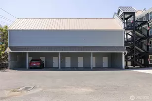 705 N State St, Bellingham, WA 98225 - Photo 38