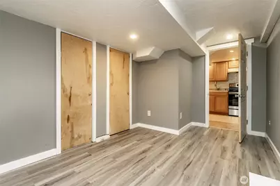 10033 Des Moines Memorial Drive S, Seattle, WA 98168 - Photo 32