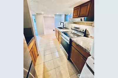 10033 Des Moines Memorial Drive S, Seattle, WA 98168 - Photo 18