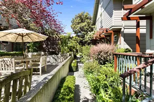 6318 5th Ave NE, Seattle, WA 98115 - Photo 22