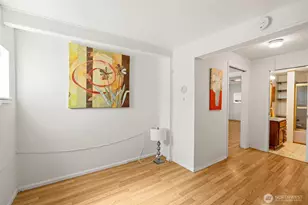10346 Midvale Ave N, Seattle, WA 98133 - Photo 14
