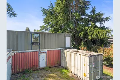 10346 Midvale Avenue N, Seattle, WA 98133 - Photo 20