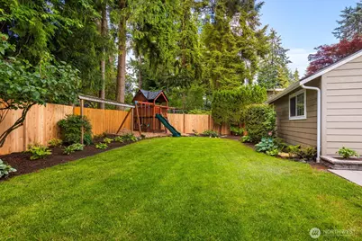 7441 NE 145th St, Kirkland, WA 98034 - Photo 26