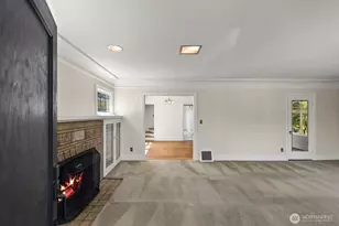 2415 Queen Anne Ave N, Seattle, WA 98109 - Photo 6