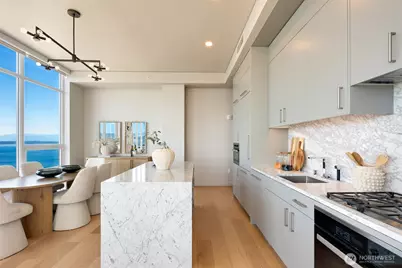 121 Stewart Street #3704, Seattle, WA 98101 - Photo 14