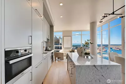 121 Stewart Street #3704, Seattle, WA 98101 - Photo 4