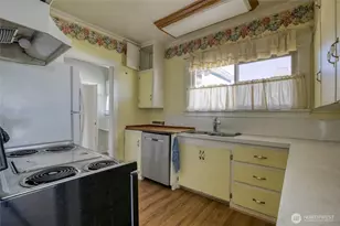 2717 Cherry St, Hoquiam, WA 98550 - Photo 6