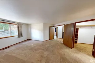 715 N Waugh Rd, Mount Vernon, WA 98273 - Photo 10