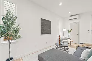 3548 S Dawson St, Seattle, WA 98118 - Photo 6