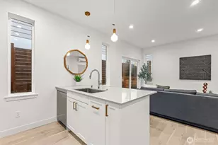 3548 S Dawson St, Seattle, WA 98118 - Photo 10