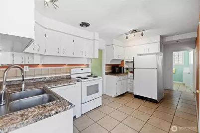 707 York Street, Bellingham, WA 98225 - Photo 12