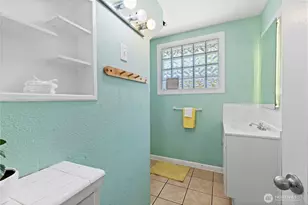 707 York St, Bellingham, WA 98225 - Photo 10