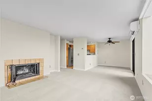1301 S Puget Dr, Renton, WA 98055 - Photo 2