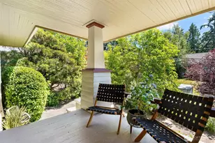 1916 E McGraw St, Seattle, WA 98112 - Photo 4