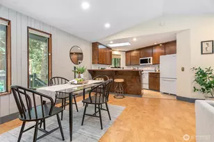 13 N Summit Dr, Bellingham, WA 98229 - Photo 8