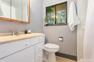 13 N Summit Dr, Bellingham, WA 98229 - Photo 20