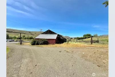 1879 Old Hwy 97, Malott, WA 98829 - Photo 34