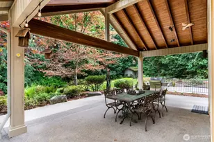 25119 NE 18th St, Sammamish, WA 98074 - Photo 14