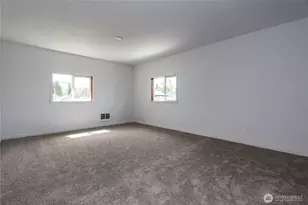 408 F St, Cosmopolis, WA 98537 - Photo 12