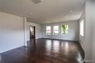 408 F St, Cosmopolis, WA 98537 - Photo 4