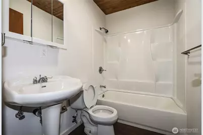 408 F Street, Cosmopolis, WA 98537 - Photo 8