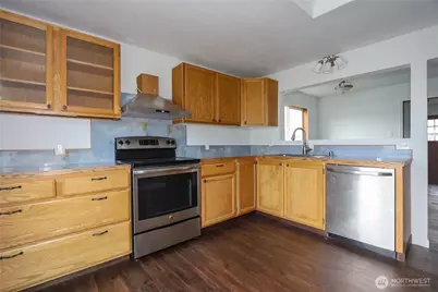 408 F Street, Cosmopolis, WA 98537 - Photo 6