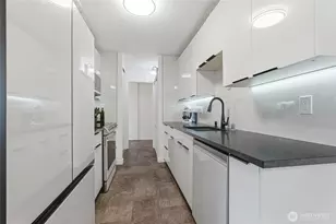 2500 Canterbury Ln E, Seattle, WA 98112 - Photo 12