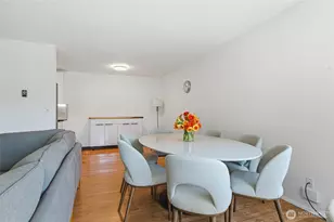 2500 Canterbury Ln E, Seattle, WA 98112 - Photo 10