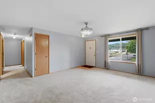 1908 Hawthorne Ct, Woodland, WA 98674 - Photo 8