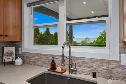 701 N State Street #103, Bellingham, WA 98225 - Photo 10