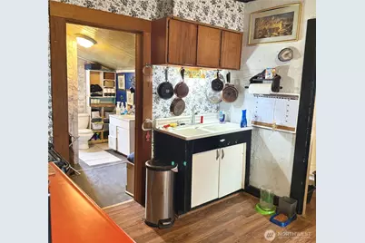 8 S 4th Street, Harrington, WA 99134 - Photo 4