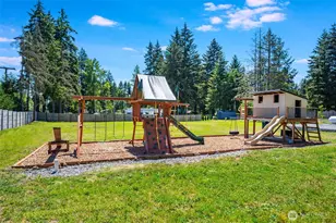 10124 274th St, Graham, WA 98338 - Photo 36