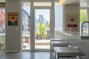 76 Cedar St, Seattle, WA 98121 - Photo 8