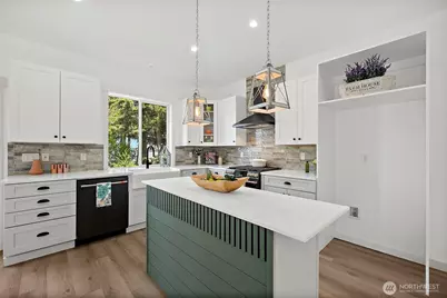 7544 Sandy Point Beach Road NE, Olympia, WA 98516 - Photo 10
