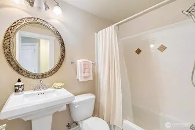 1137 26th Avenue, Seattle, WA 98122 - Photo 26