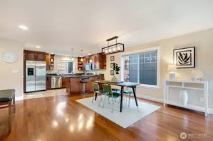 1137 26th Ave, Seattle, WA 98122 - Photo 10