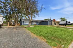 262 N Earl Rd, Moses Lake, WA 98837 - Photo 2