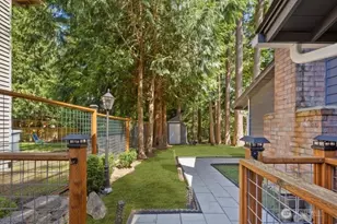 3310 220th Ave SE, Sammamish, WA 98075 - Photo 26