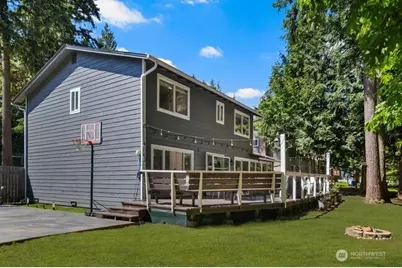 3310 220th Avenue SE, Sammamish, WA 98075 - Photo 32