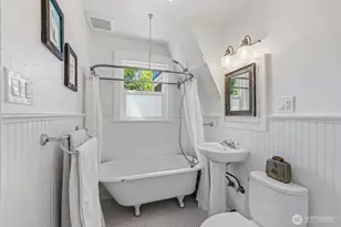 7729 12th Ave SW, Seattle, WA 98106 - Photo 20