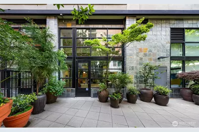 2607 Western Avenue #1203, Seattle, WA 98121 - Photo 2