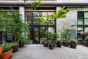 2607 Western Ave, Seattle, WA 98121 - Photo 2