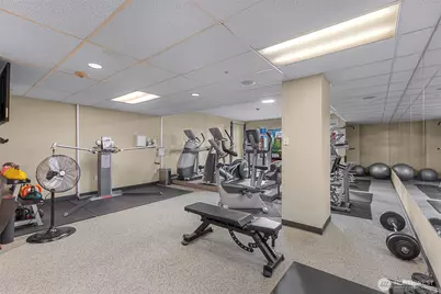 2607 Western Avenue #1203, Seattle, WA 98121 - Photo 36