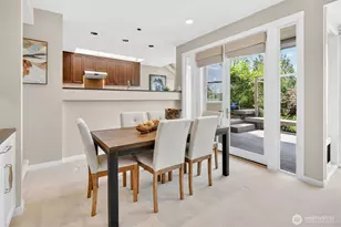 9829 NE 1st St, Bellevue, WA 98004 - Photo 10