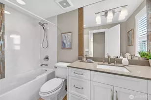 9829 NE 1st St, Bellevue, WA 98004 - Photo 28
